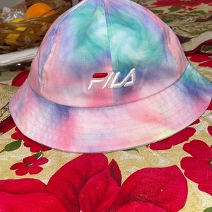 Bucket hat rainbow never worn one size fits all